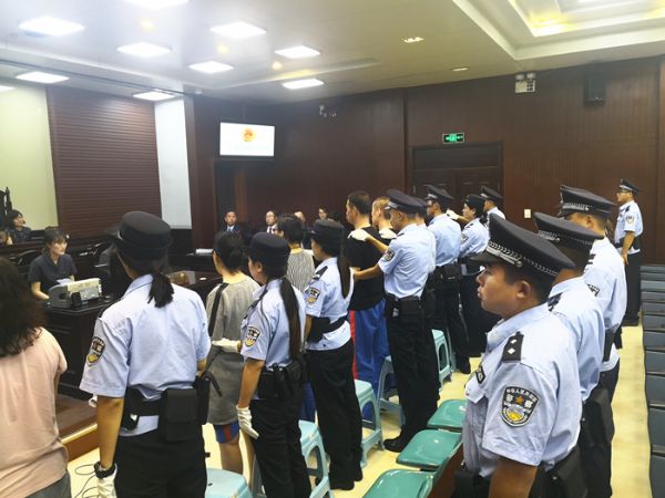 利津法院司法警察圆满完成一起涉嫌恶势力犯...